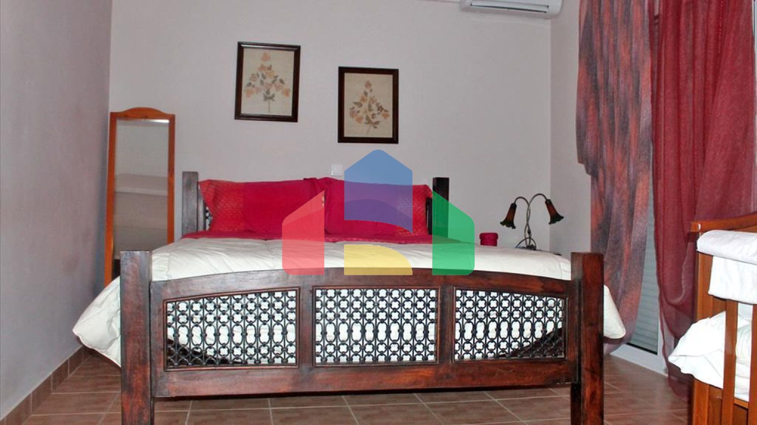 Продажа - Коттедж 390 m² Эвия