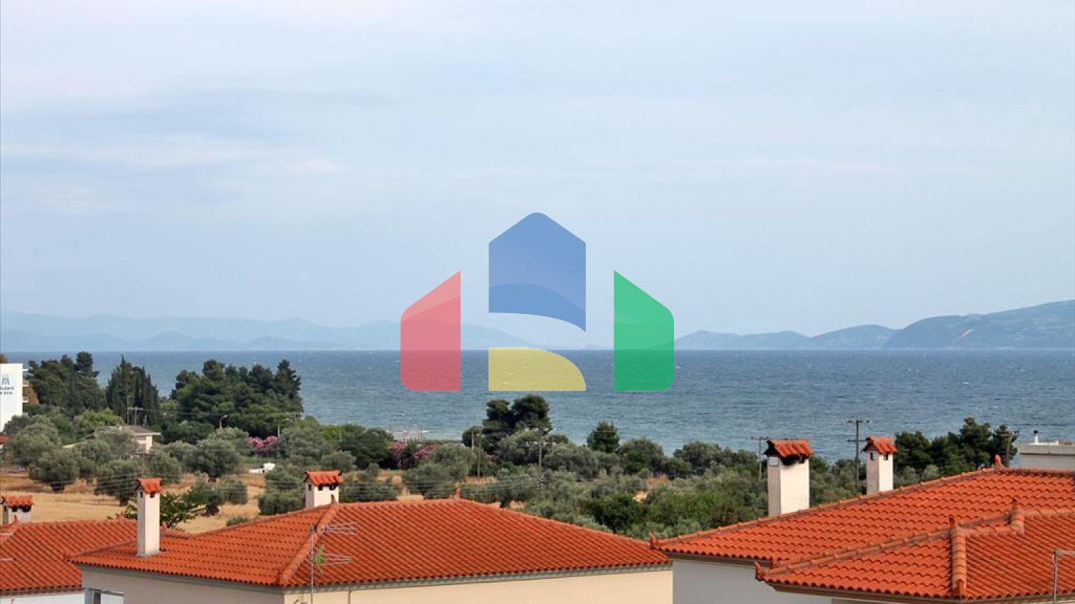 Продажа - Коттедж 390 m² Эвия