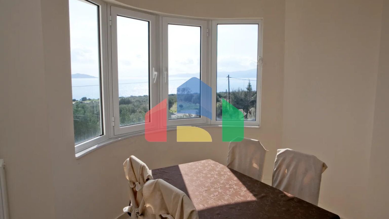 Продажа - Здание 480 m² Эвия