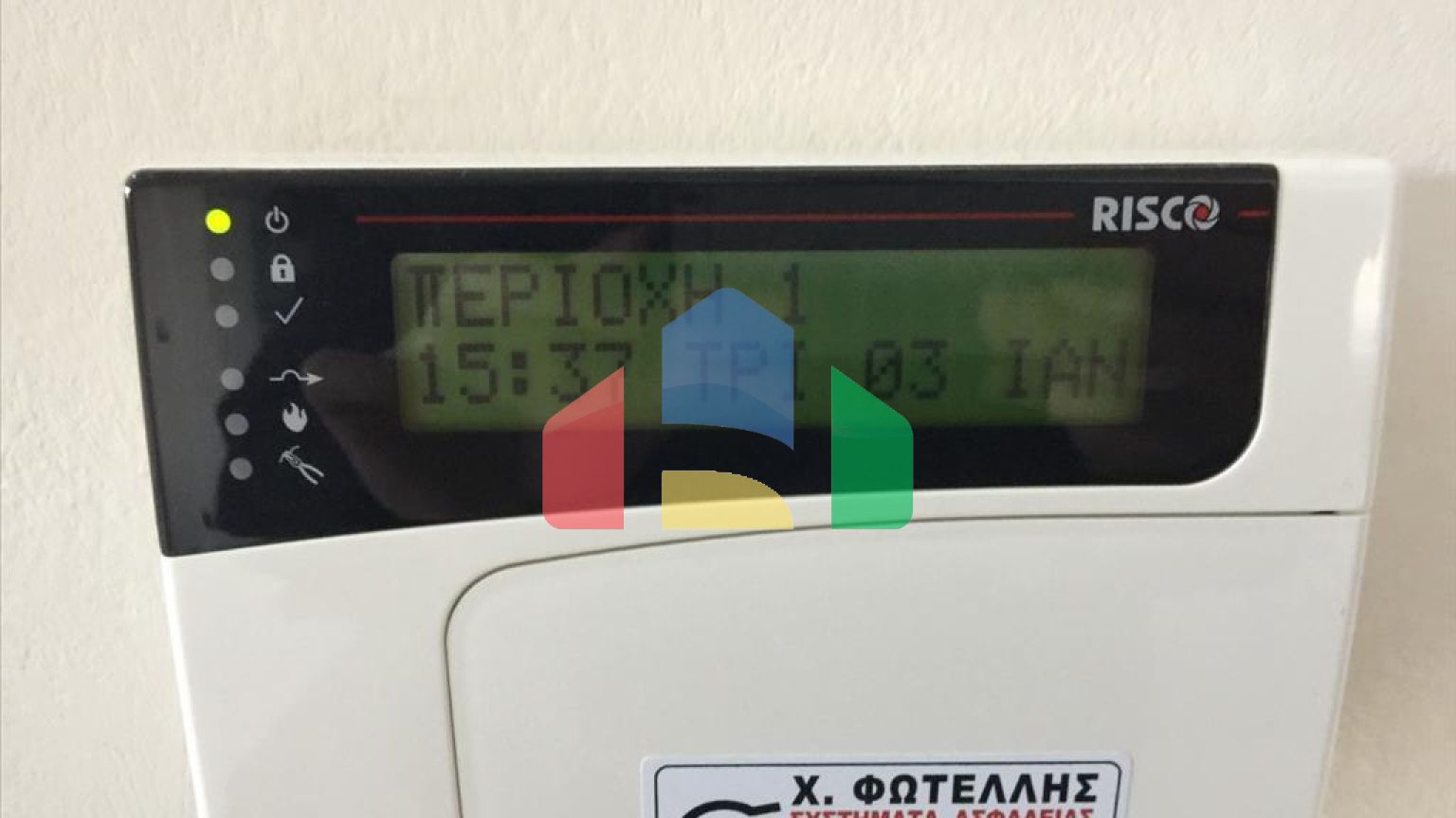 Продаж - Котедж 320 m² Евія