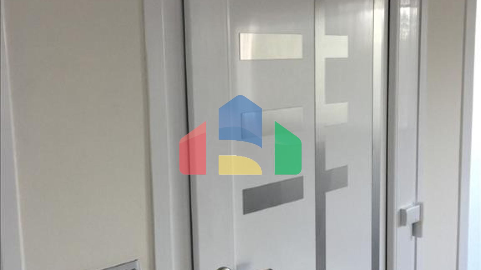 Продаж - Котедж 320 m² Евія