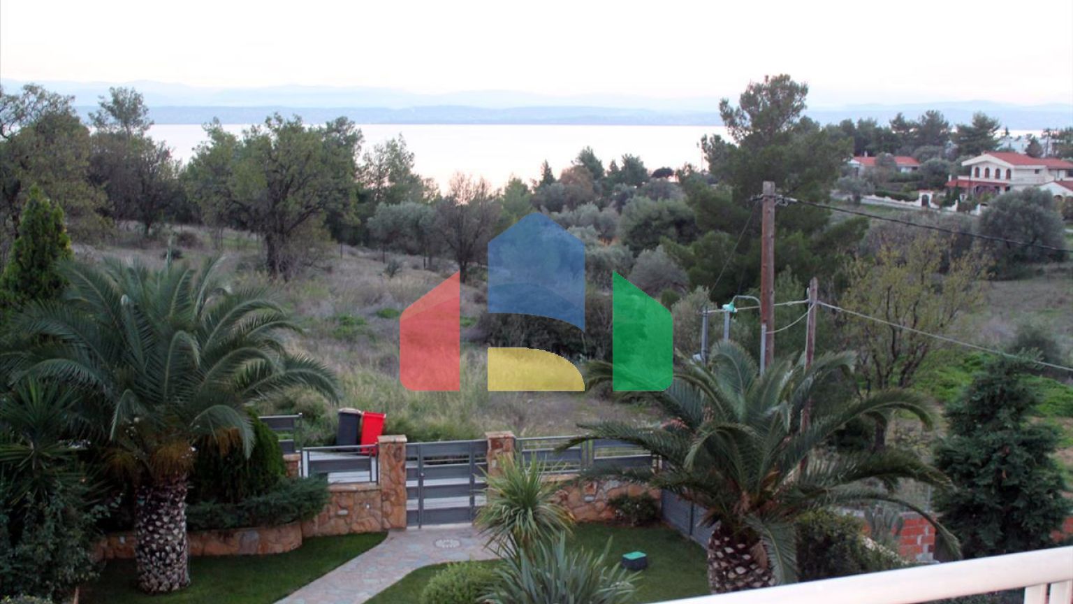 Продажа - Квартира 130 m² Эвия