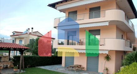 Продажа - Квартира 130 m² Эвия