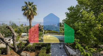 Продаж - Котедж 250 m² Евія Продаж - Котедж 250 m² Евія