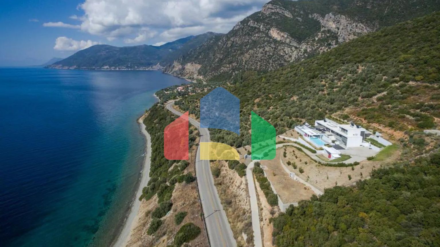 Продажа - Вилла 600 m² Эвия