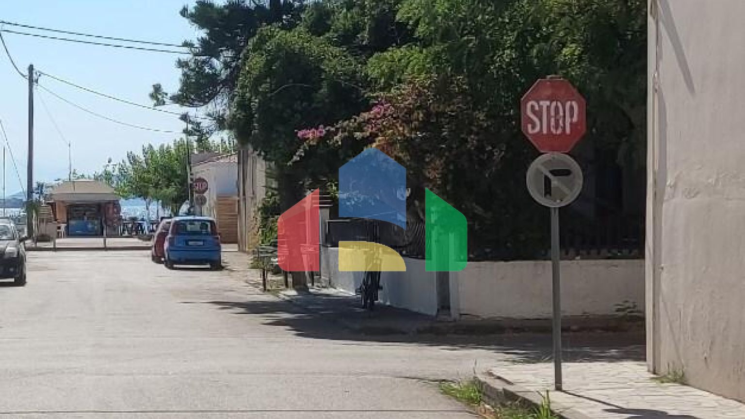 Продаж - Котедж 135 m² Евія