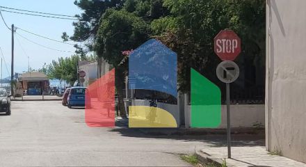 Продаж - Котедж 135 m² Евія