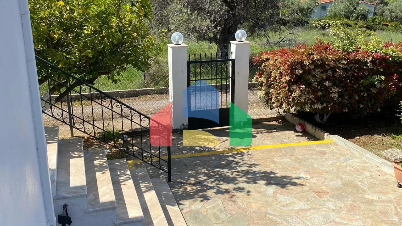 Продажа - Коттедж 150 m² Эвия