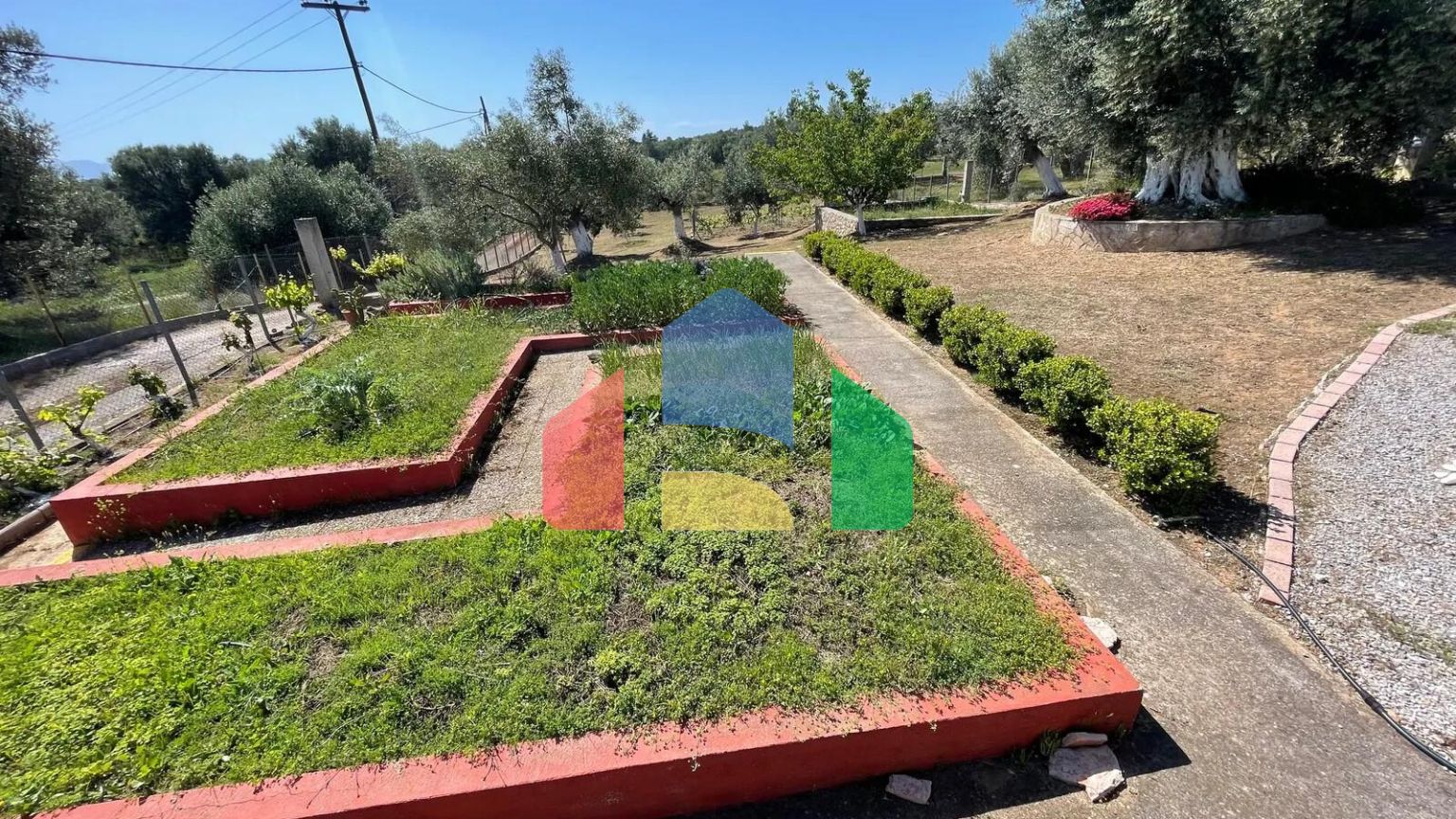 Продажа - Коттедж 150 m² Эвия