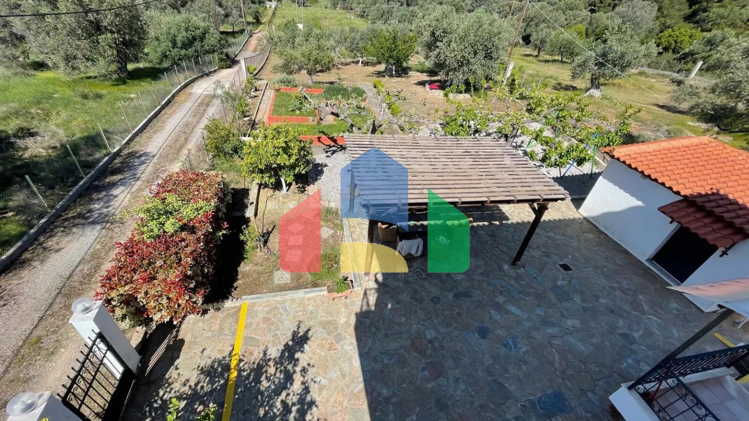 Продажа - Коттедж 150 m² Эвия