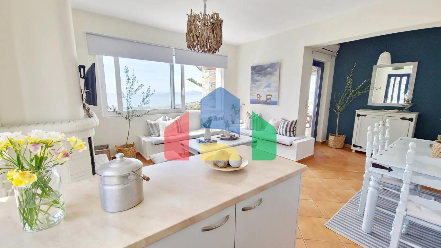 Продаж - Котедж 183 m² Евія