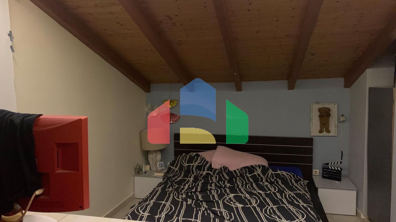 Продаж - Квартира 1406 m² Евія