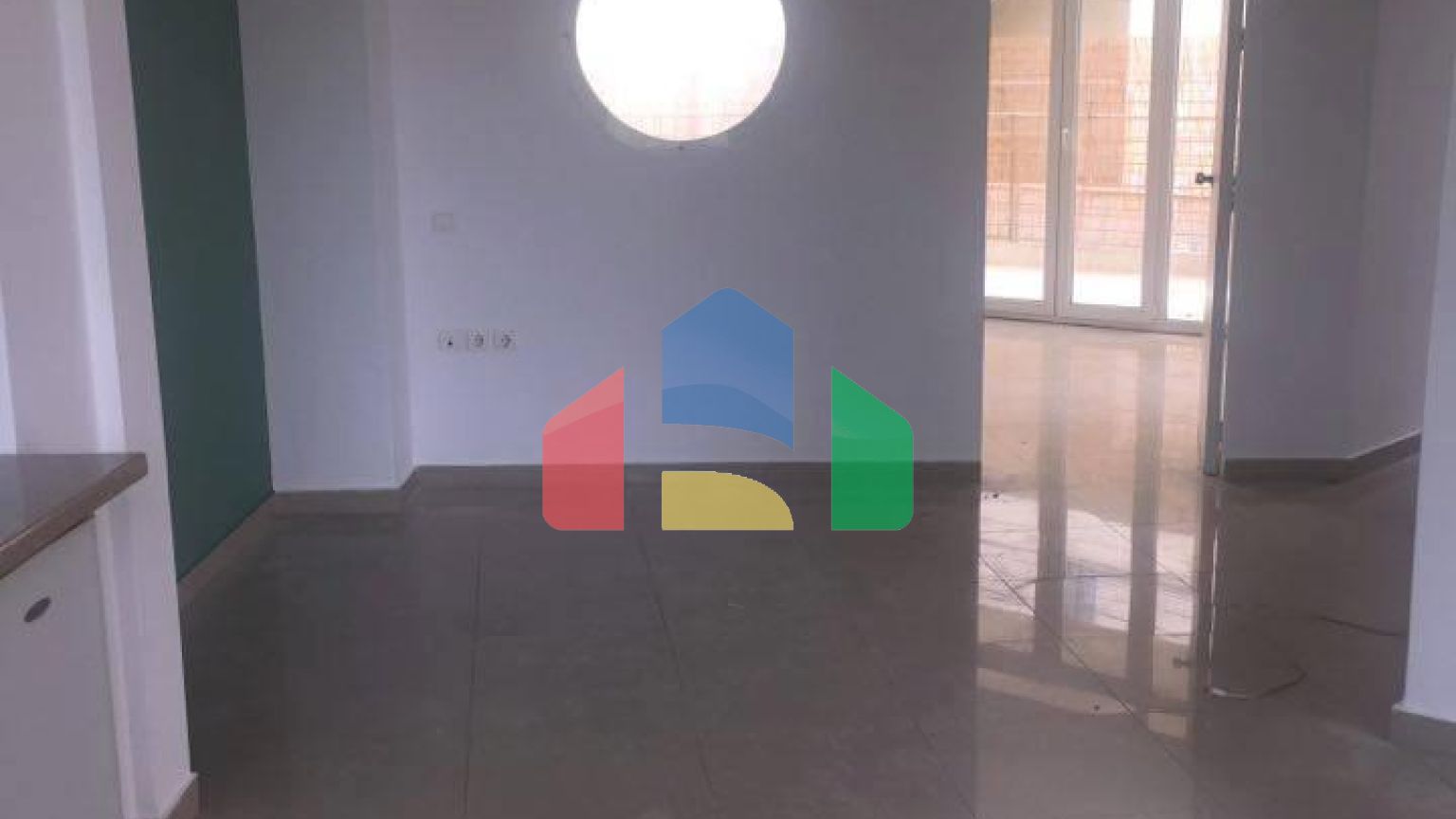 Продаж - Квартира 1406 m² Евія