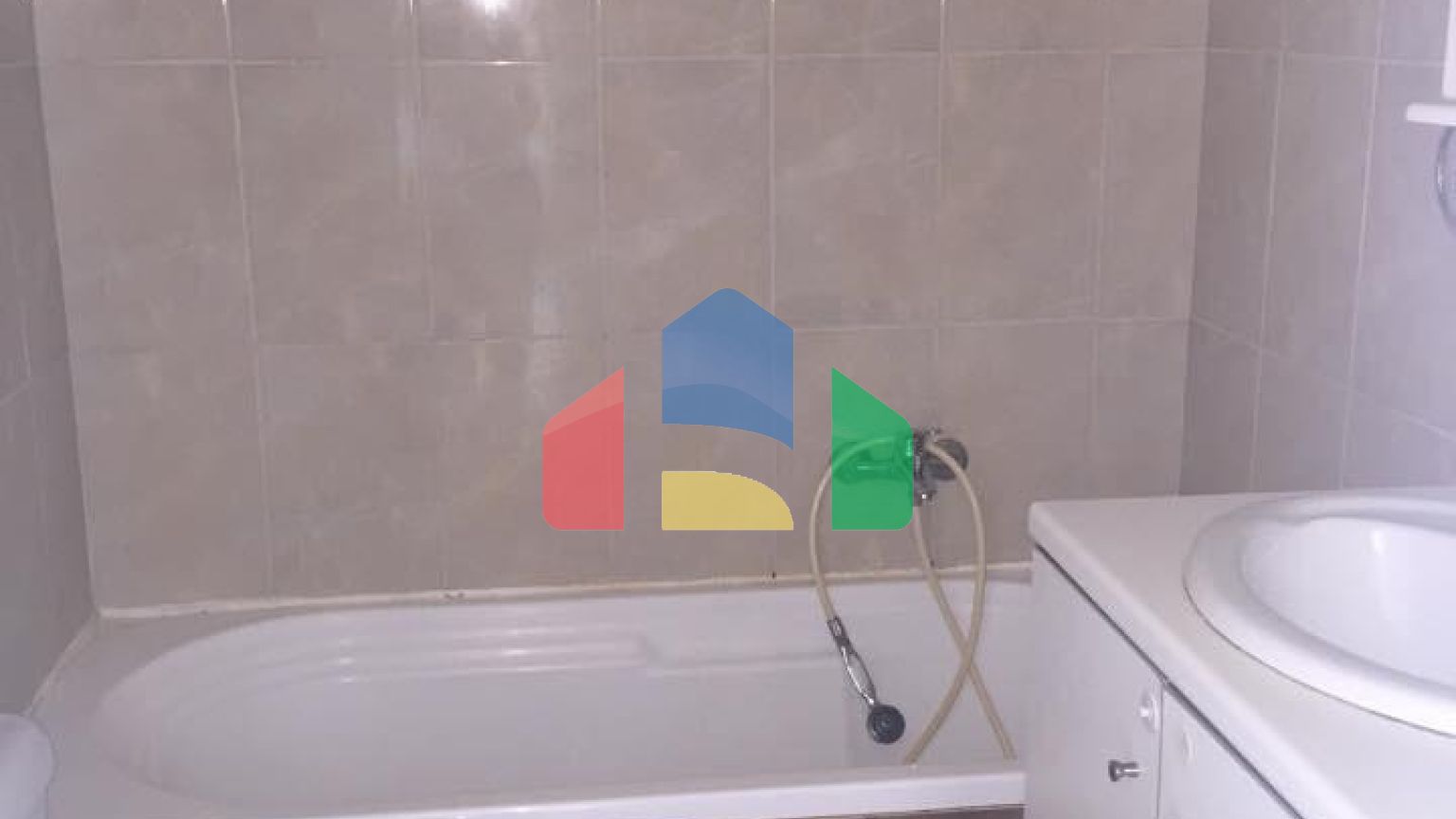 Продаж - Квартира 1406 m² Евія