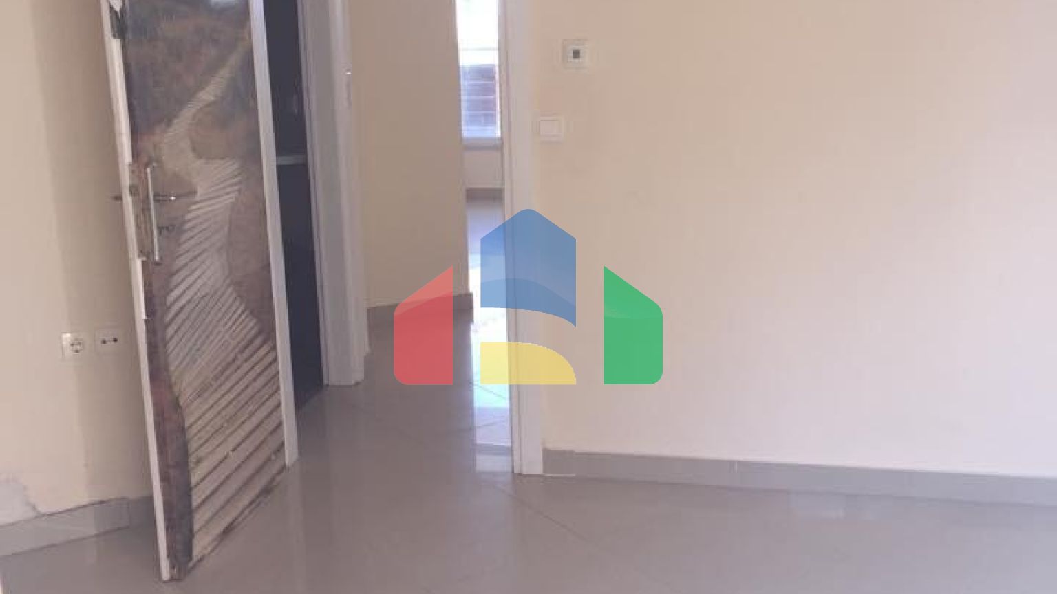 Продаж - Квартира 1406 m² Евія