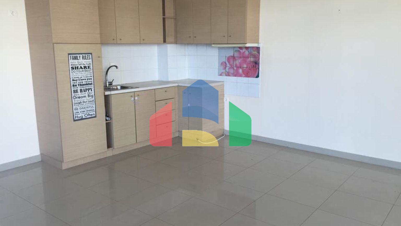 Продаж - Квартира 1406 m² Евія