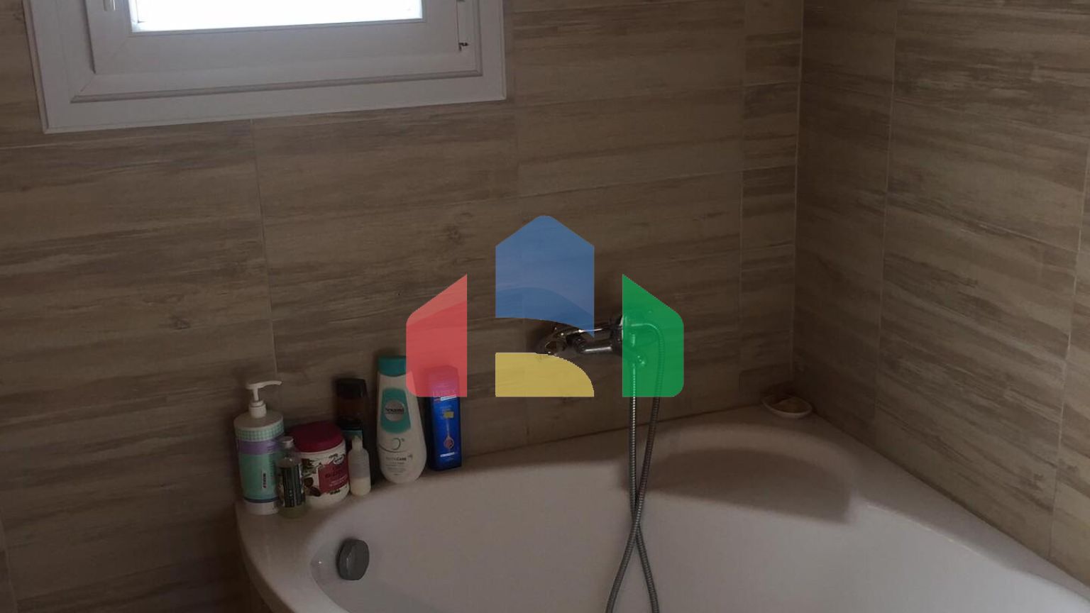 Продаж - Квартира 1406 m² Евія