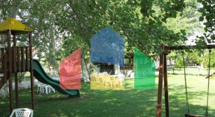 Продаж - Готель 400 m² Евія