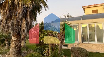 Продажа - Вилла 585 m² Эвия