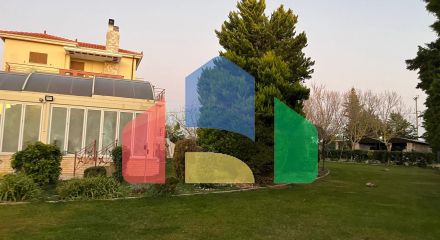 Продажа - Вилла 585 m² Эвия