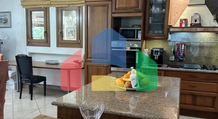 Продажа - Вилла 585 m² Эвия