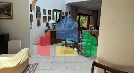 Продажа - Вилла 585 m² Эвия