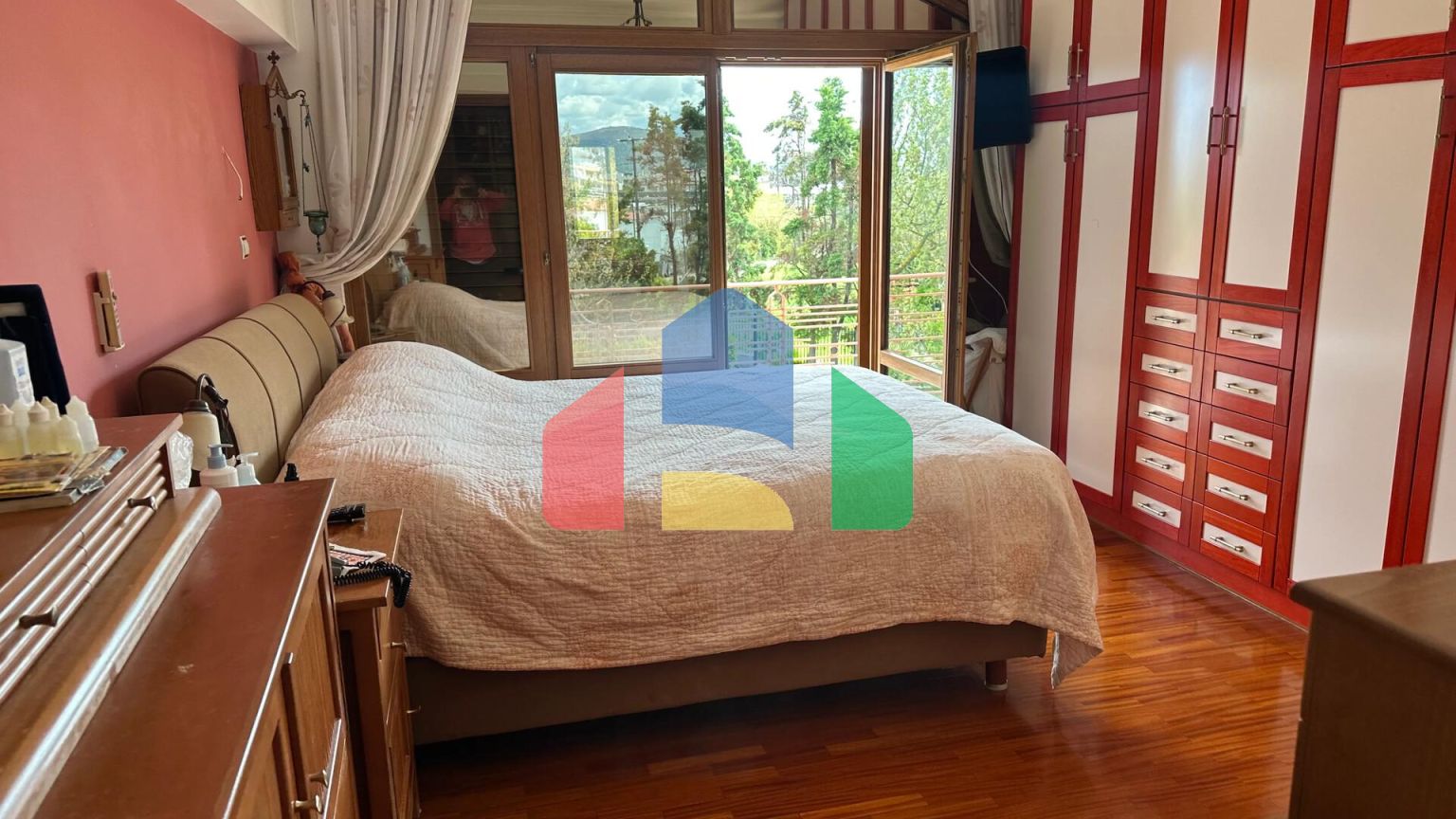 Продажа - Вилла 585 m² Эвия