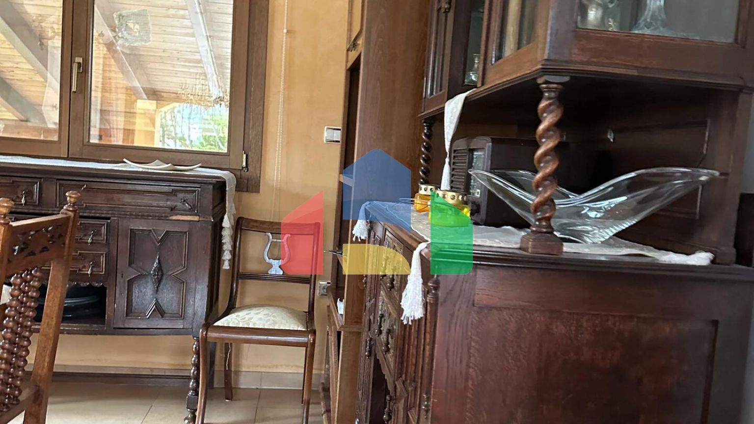 Продажа - Вилла 585 m² Эвия