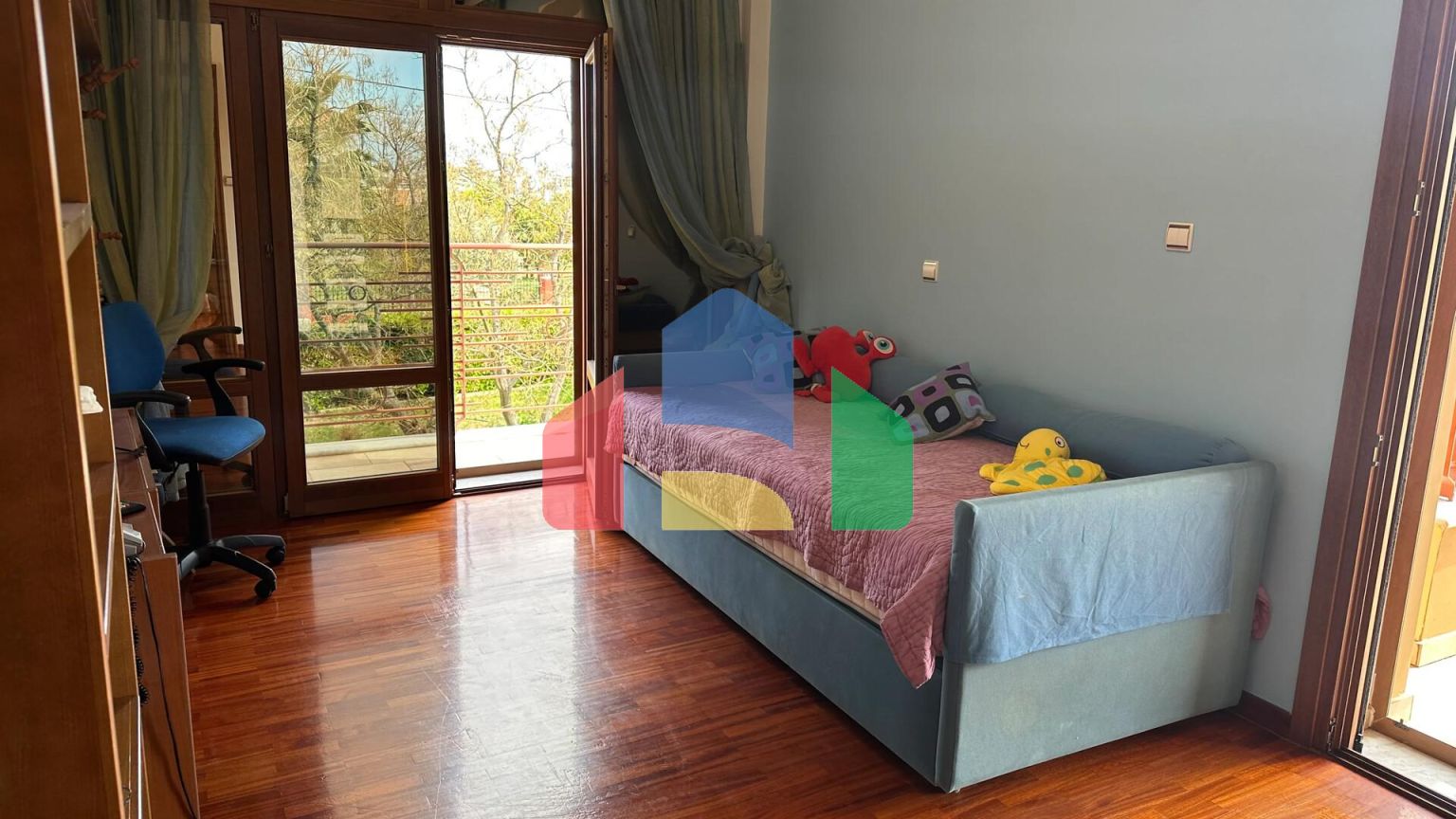 Продажа - Вилла 585 m² Эвия