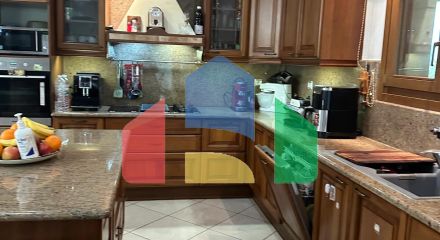 Продажа - Вилла 585 m² Эвия