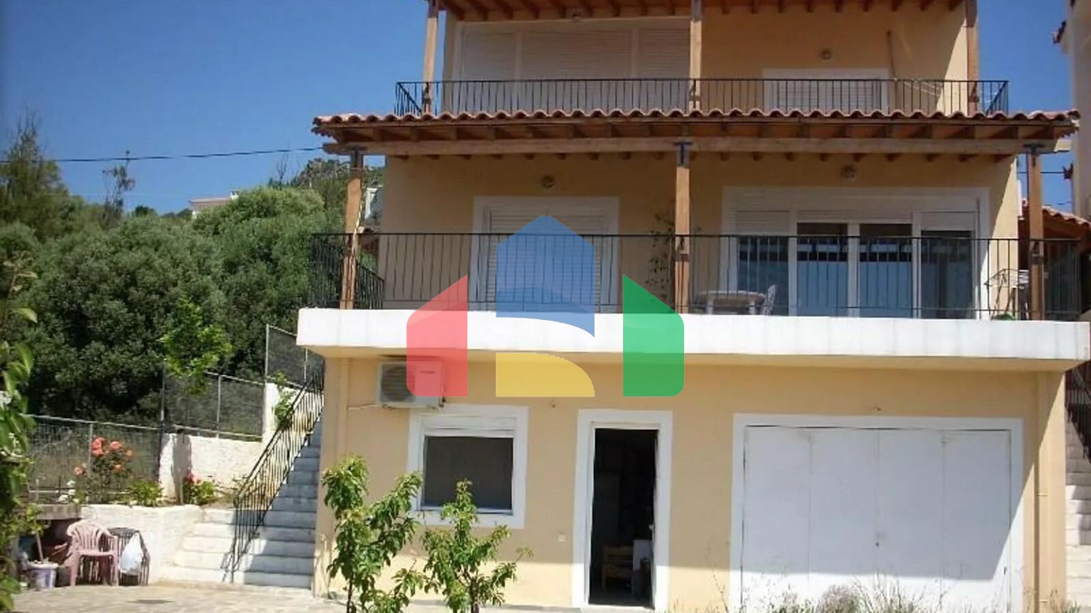 Продажа - Таунхаус 175 m² Эвия