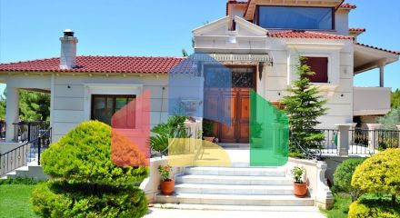 For Sale - Detached house 550 m² on the Euboea island