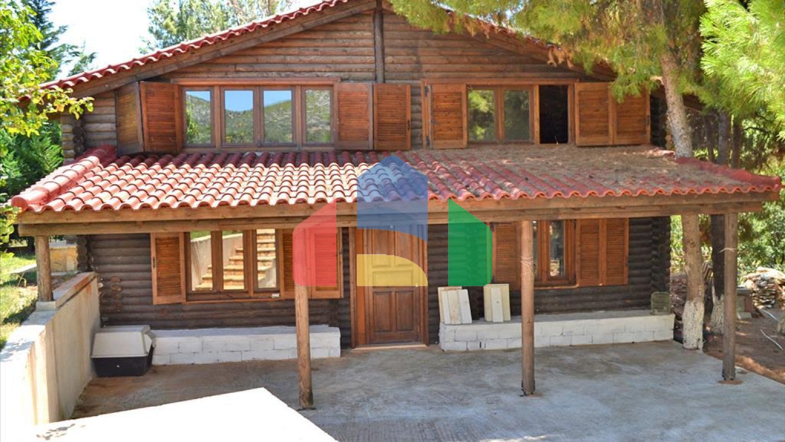 Продаж - Котедж 550 m² Евія