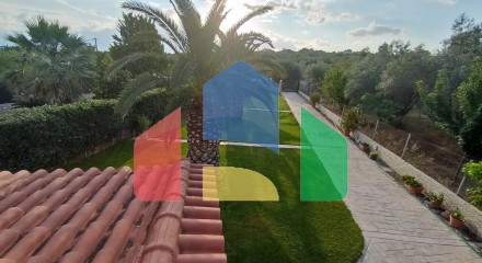 Продажа - Коттедж 143 m² Эвия