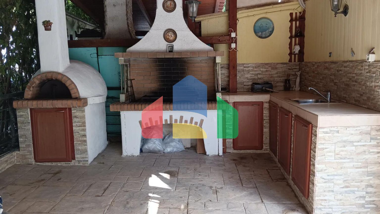 Продажа - Коттедж 143 m² Эвия