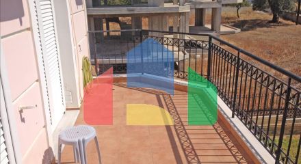 Продаж - Котедж 460 m² Евія