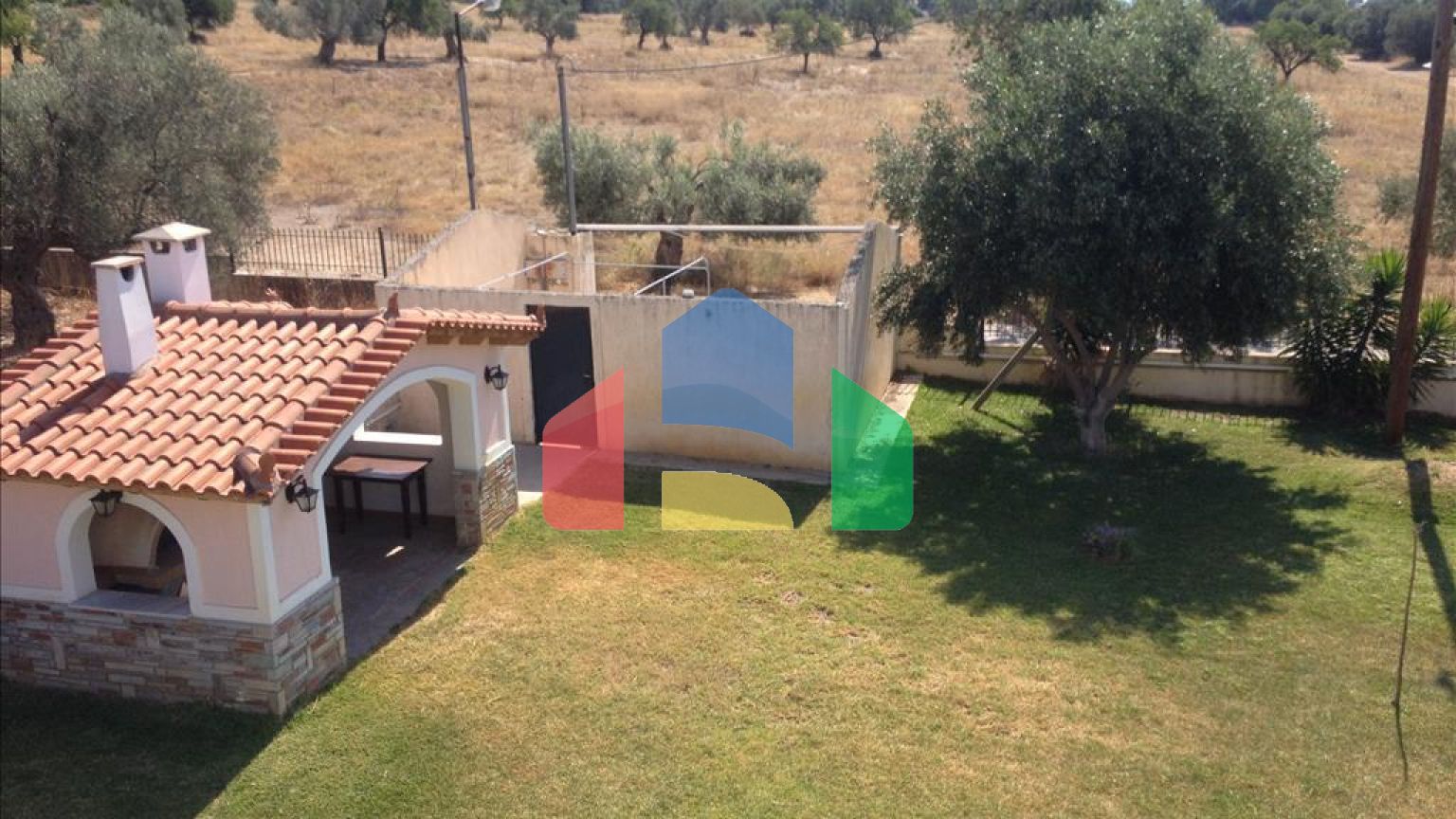 Продаж - Котедж 460 m² Евія