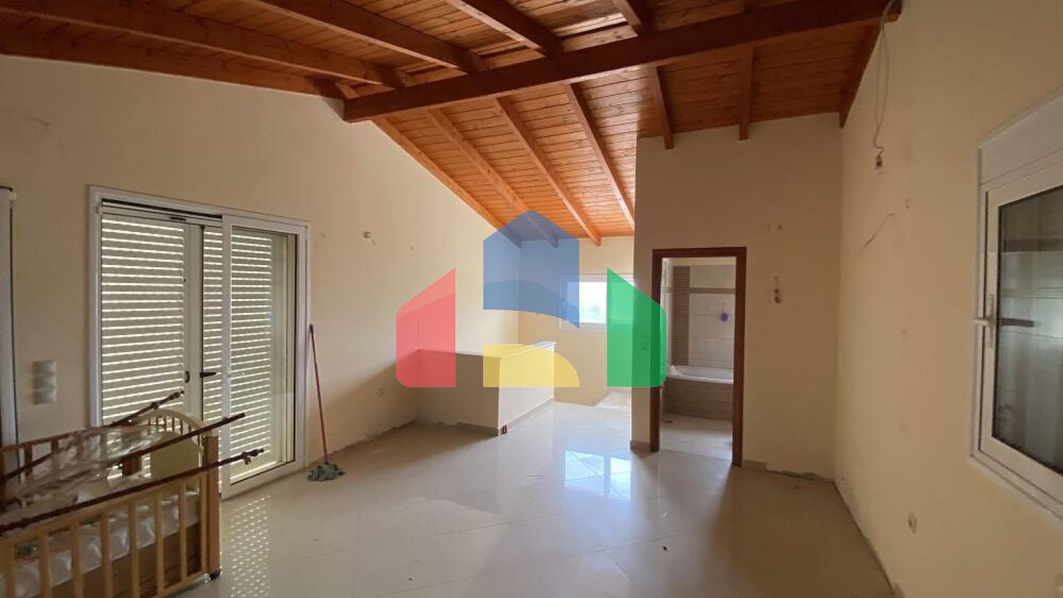 Продажа - Коттедж 156 m² Эвия