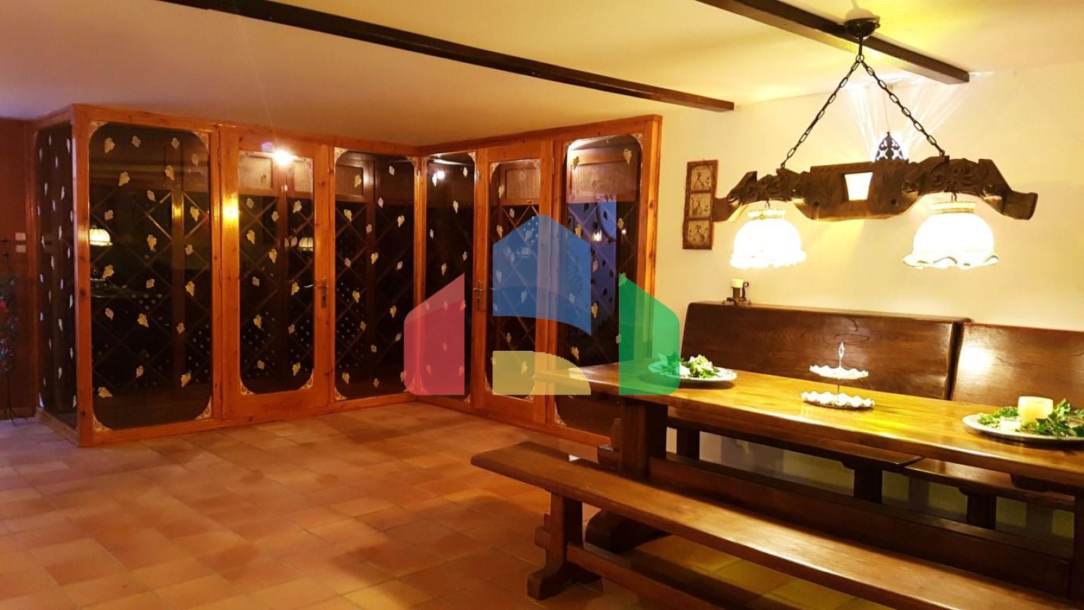 Продажа - Вилла 440 m² Эвия