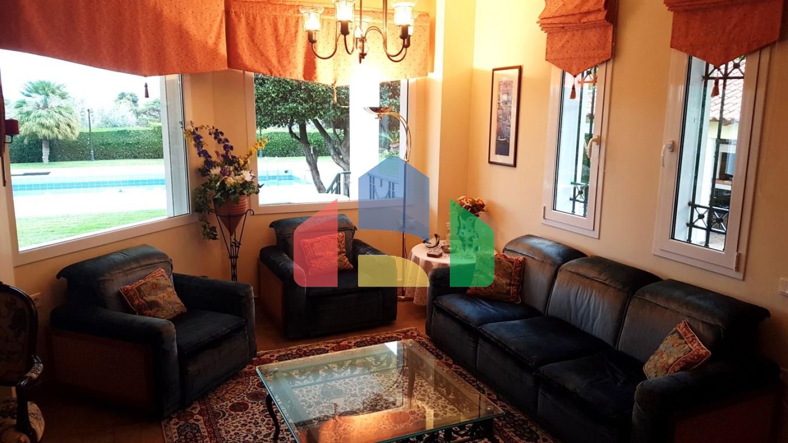 Продажа - Вилла 440 m² Эвия