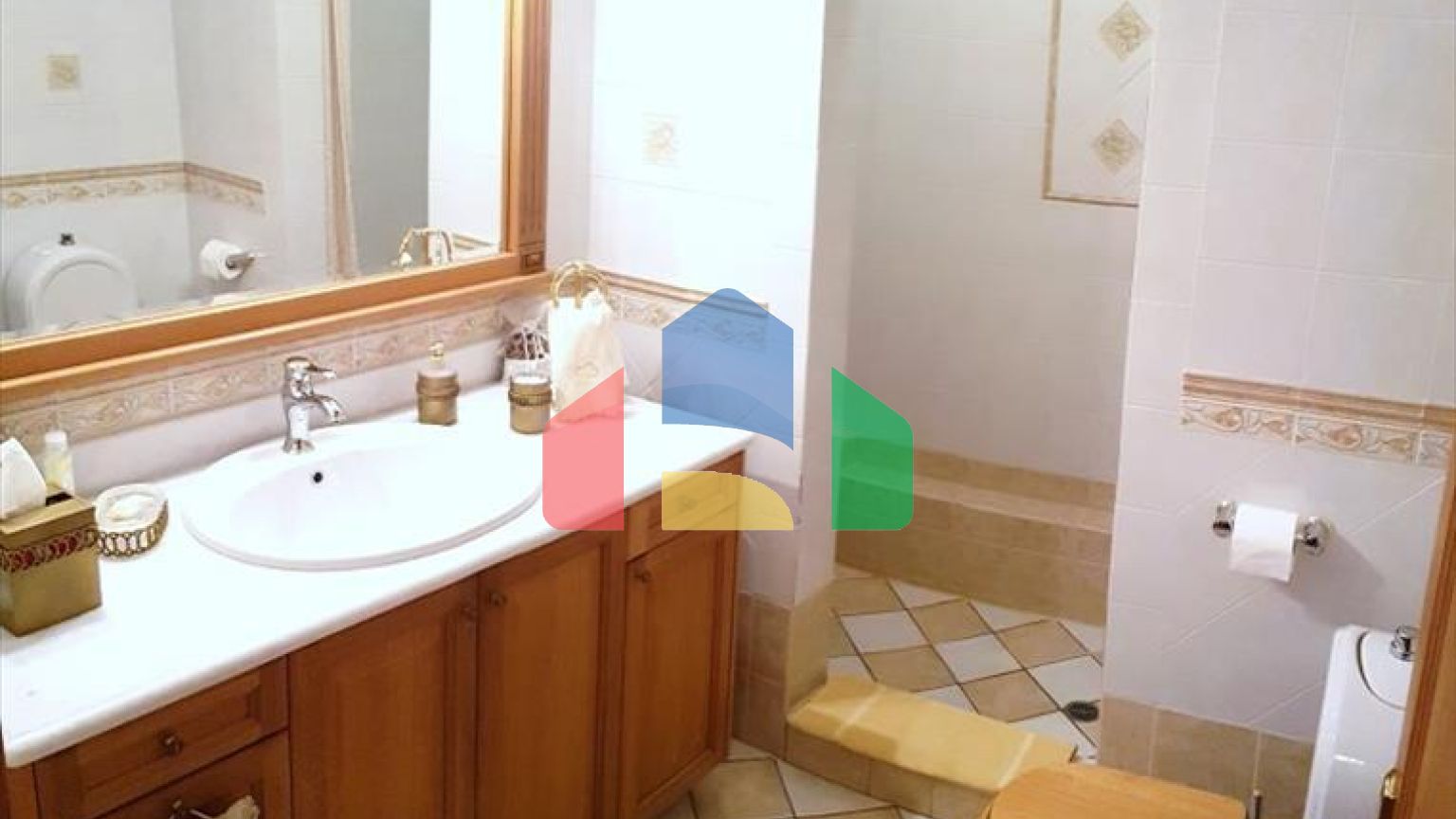 Продажа - Вилла 440 m² Эвия