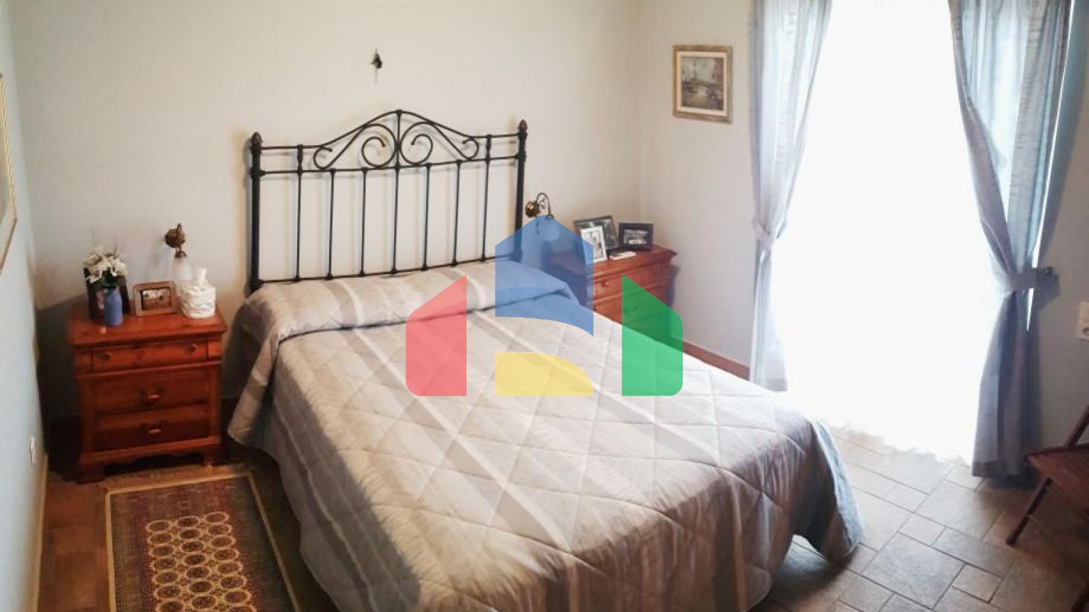 Продажа - Вилла 440 m² Эвия