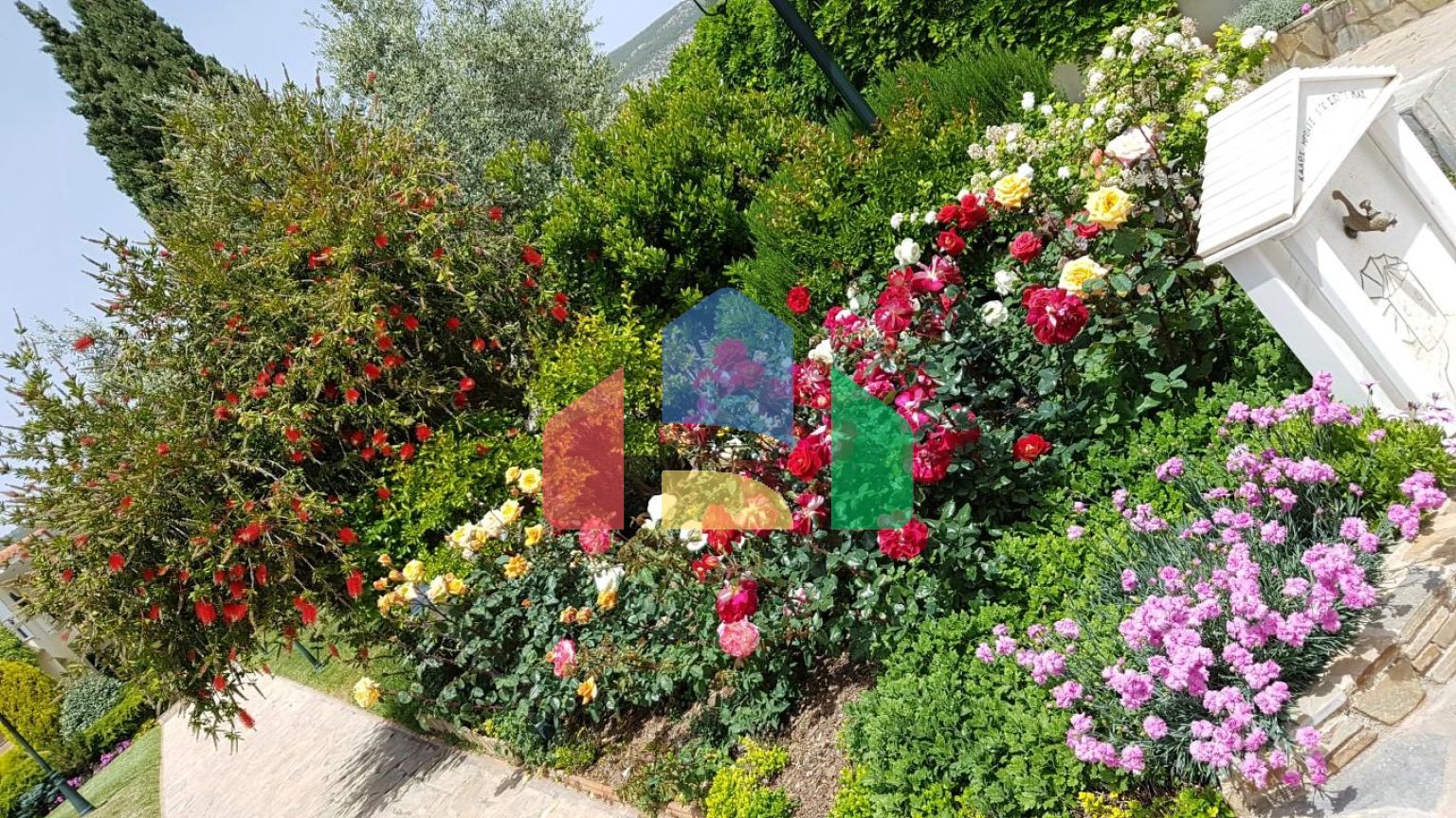 Продажа - Вилла 440 m² Эвия