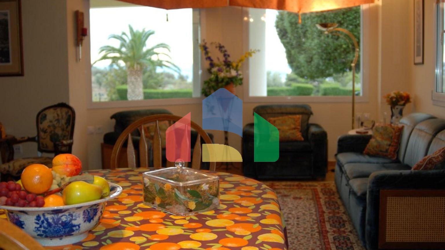 Продажа - Вилла 440 m² Эвия