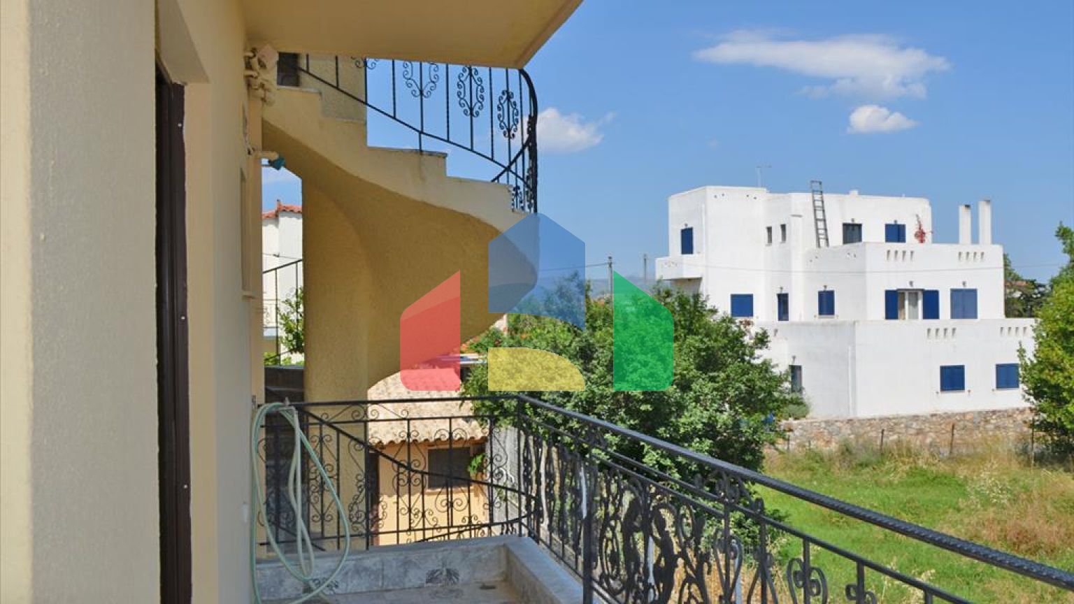 Продаж - Бізнес 600 m² Евія