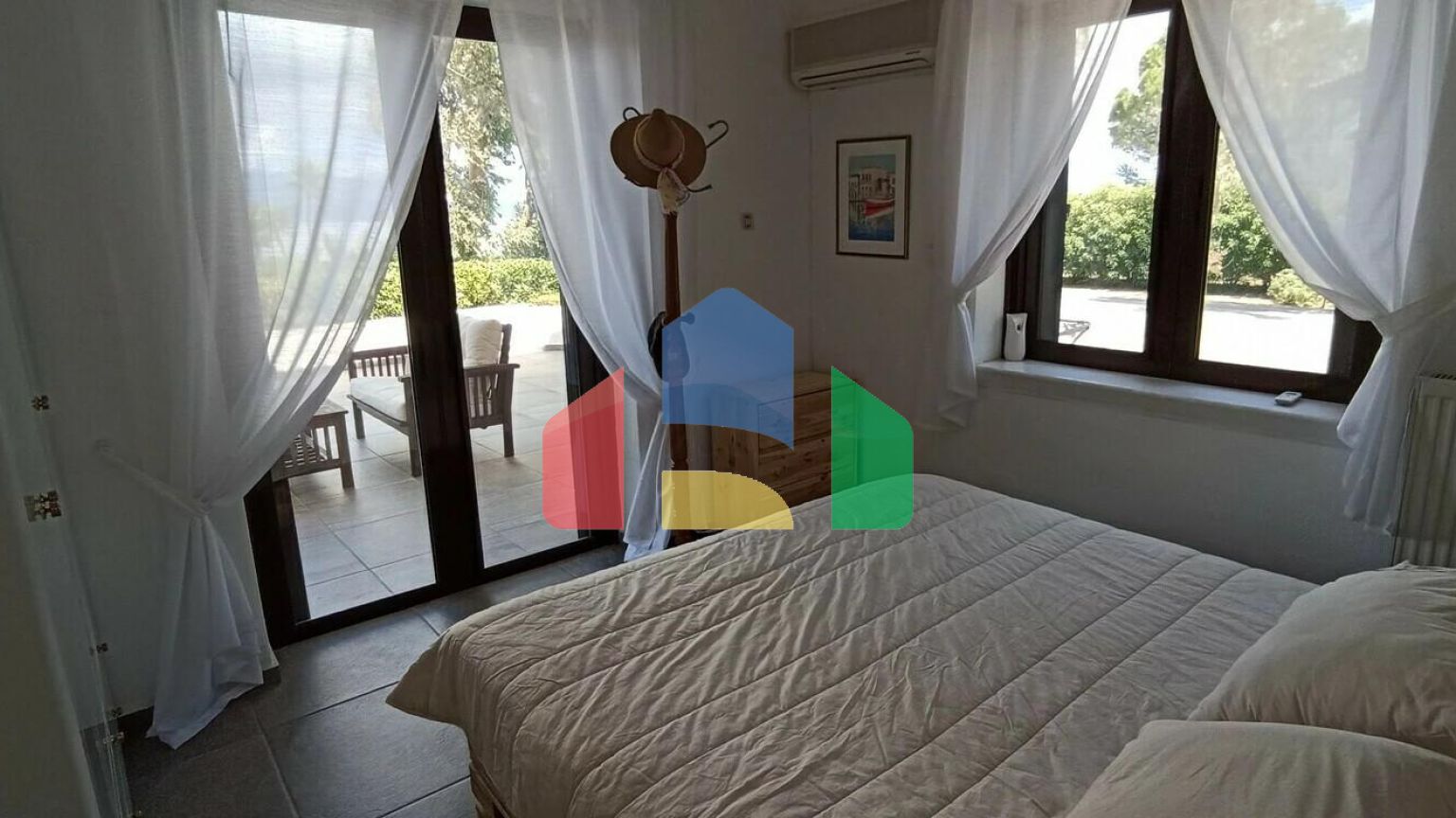 Продажа - Коттедж 200 m² Эвия