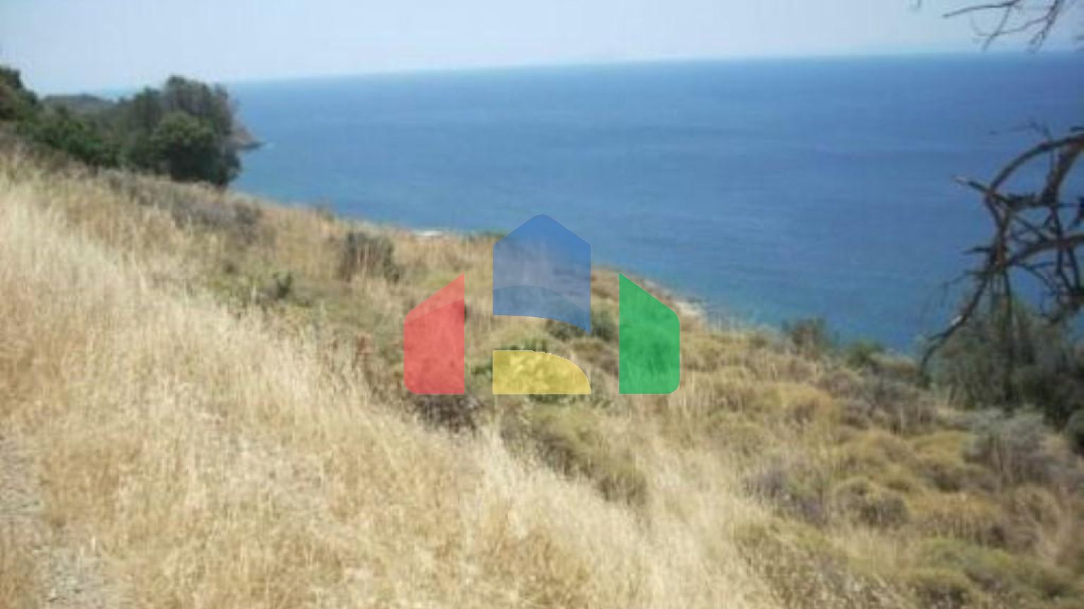 Продажа - Земельный участок 116000 m² Эвия