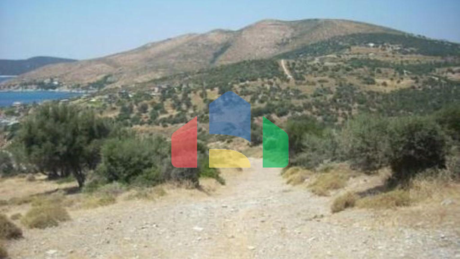 Продажа - Земельный участок 116000 m² Эвия