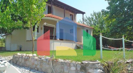 Продаж - Котедж 120 m² Евія