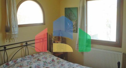 Продаж - Котедж 120 m² Евія